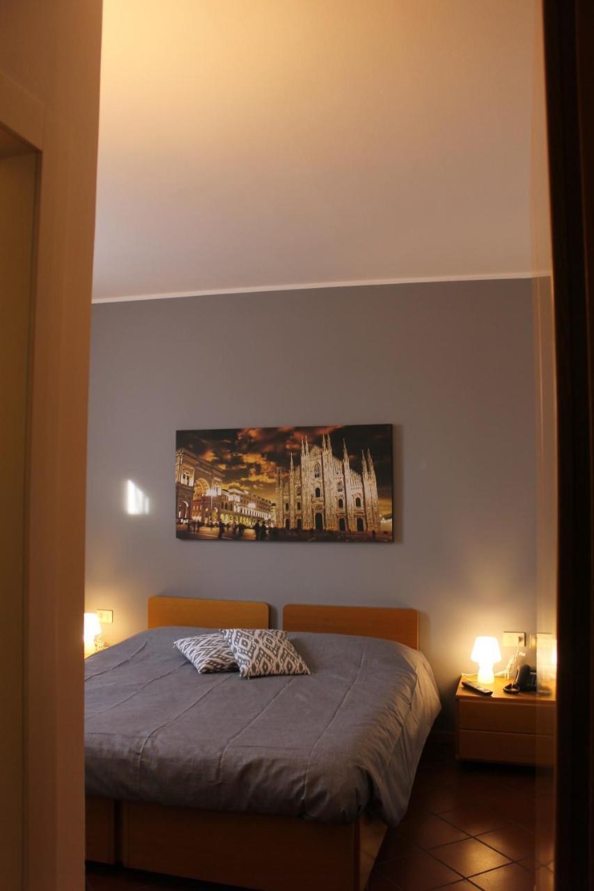 Albergo La Scaletta Канту Екстер'єр фото