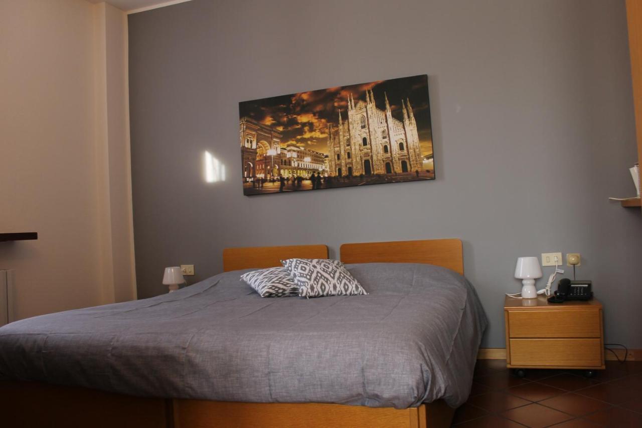 Albergo La Scaletta Канту Екстер'єр фото